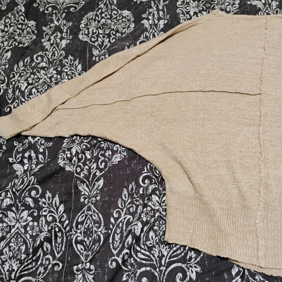 Promesa Light Tan Crew Neck Cropped Sweater - Picture 9 of 11